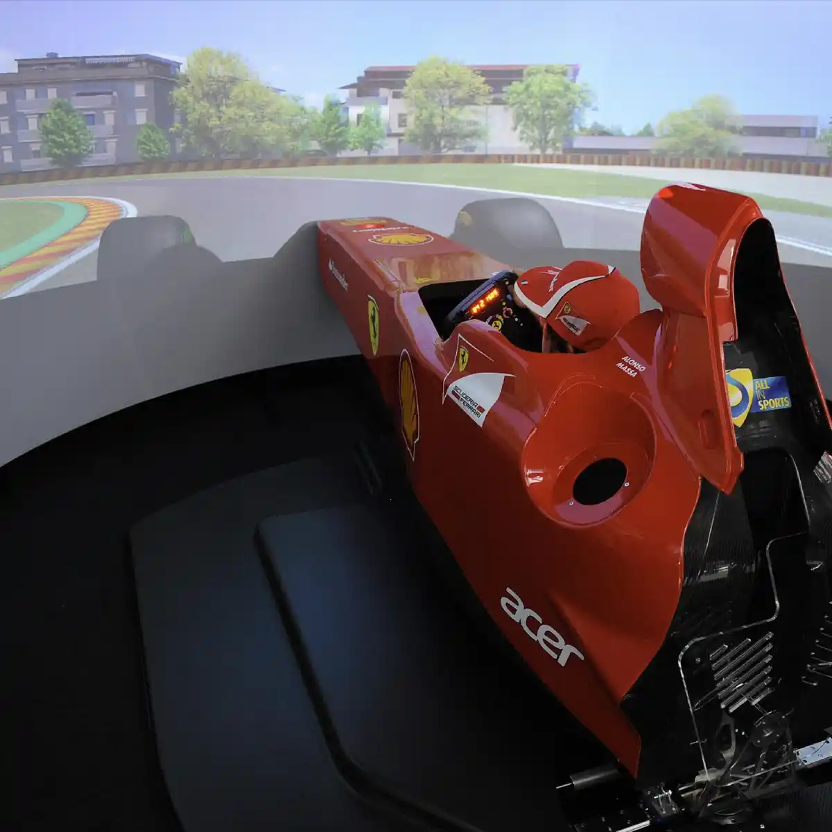 Ferrari F1 driving simulator with immersive multi-projector display calibrated with Scalable Display Manager